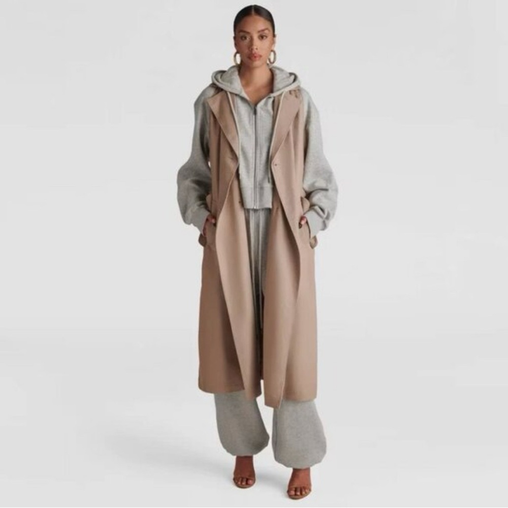 Elegant Tan Trench Coat for Women